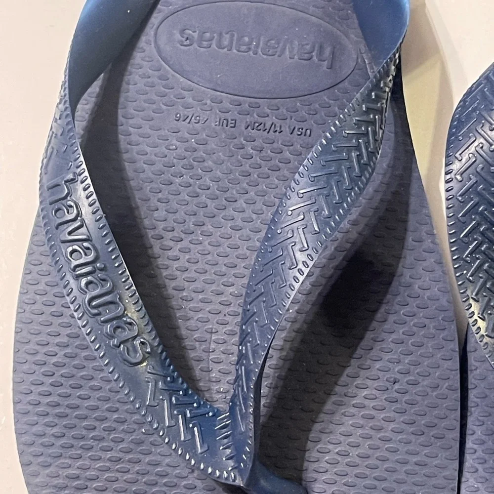Havaianas Men’s Navy Blue Size 11 Flip Flops